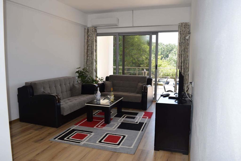Leli Apartments Ulcinj Esterno foto